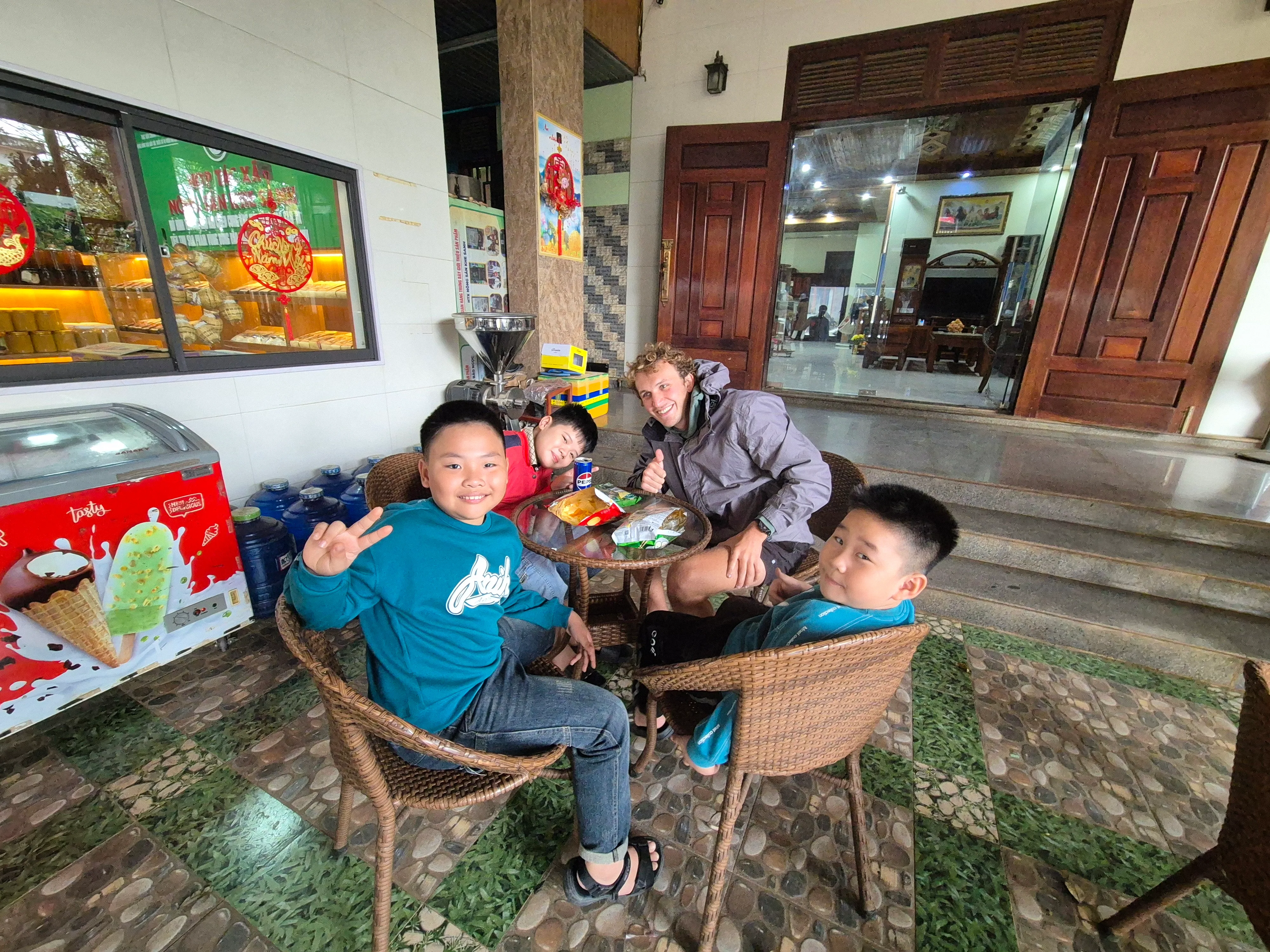 Ho Chi Minh City to Hanoi: 2,700 km on the Wrong Bike
