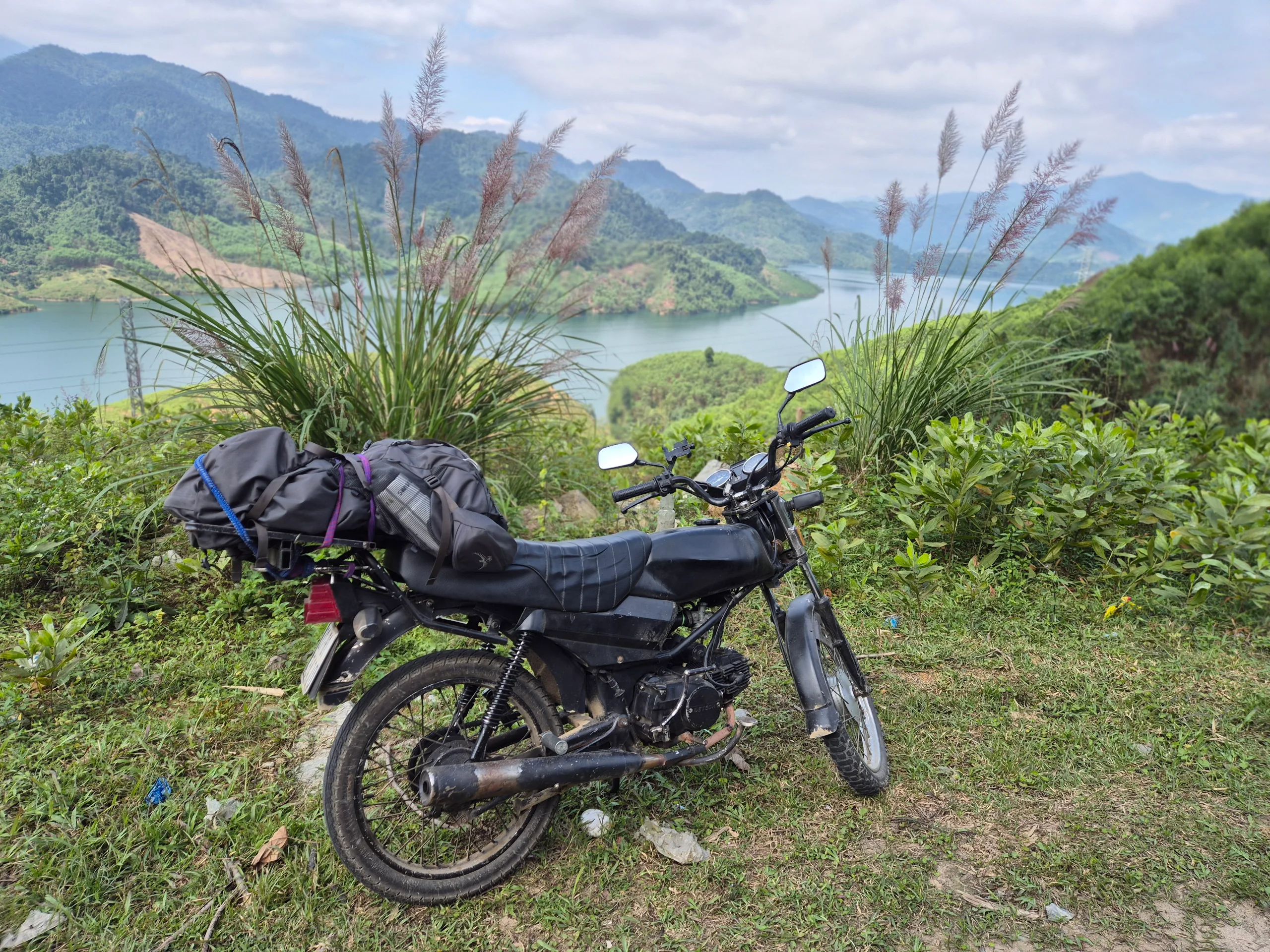Ho Chi Minh City to Hanoi: 2,700 km on the Wrong Bike