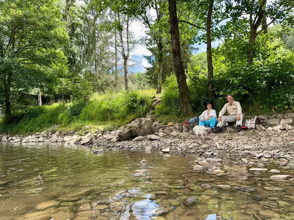 On the bank of the river Lesse