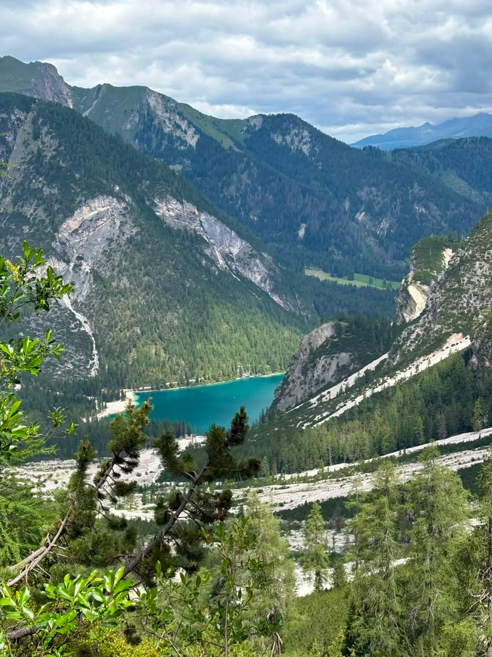 Lago di Braies to Rifugio Biella